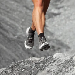 On Running Women's Cloudultra 24 On Running Women's Cloudultra -Footwear Store iview 3009237 010 pic11