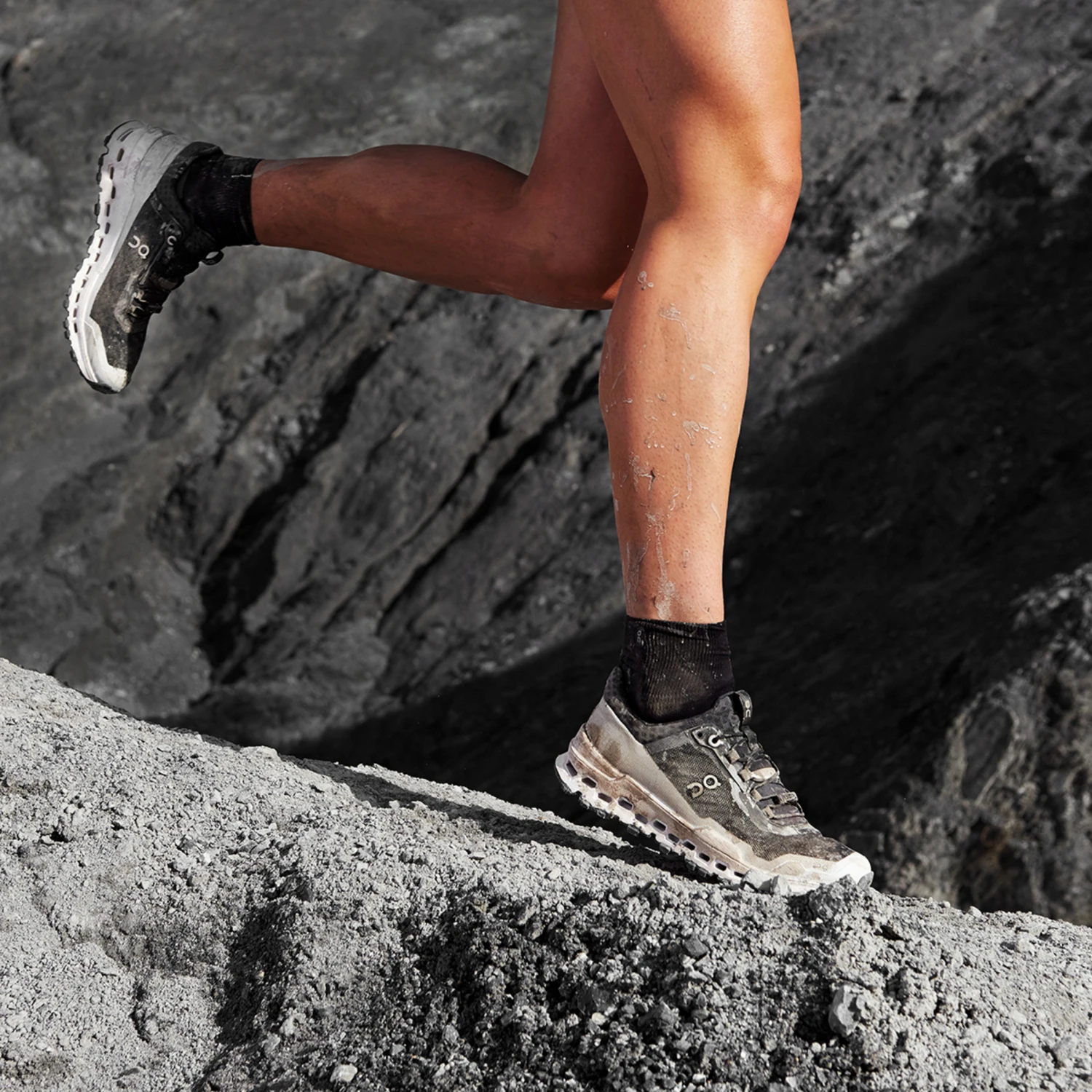 On Running Women's Cloudultra 14 On Running Women's Cloudultra - Image 12